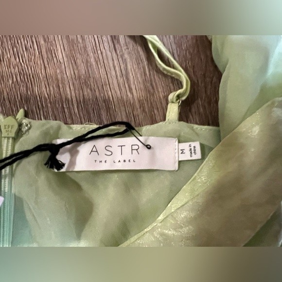 NWT ASTR The Label Bastille Midi Slip Dress Celery Green Size Medium Strapless - Picture 11 of 13